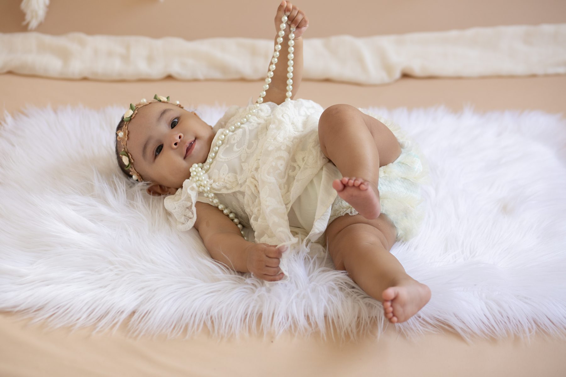 Baby milestone session, 2 to 5 months, Muizenberg studio